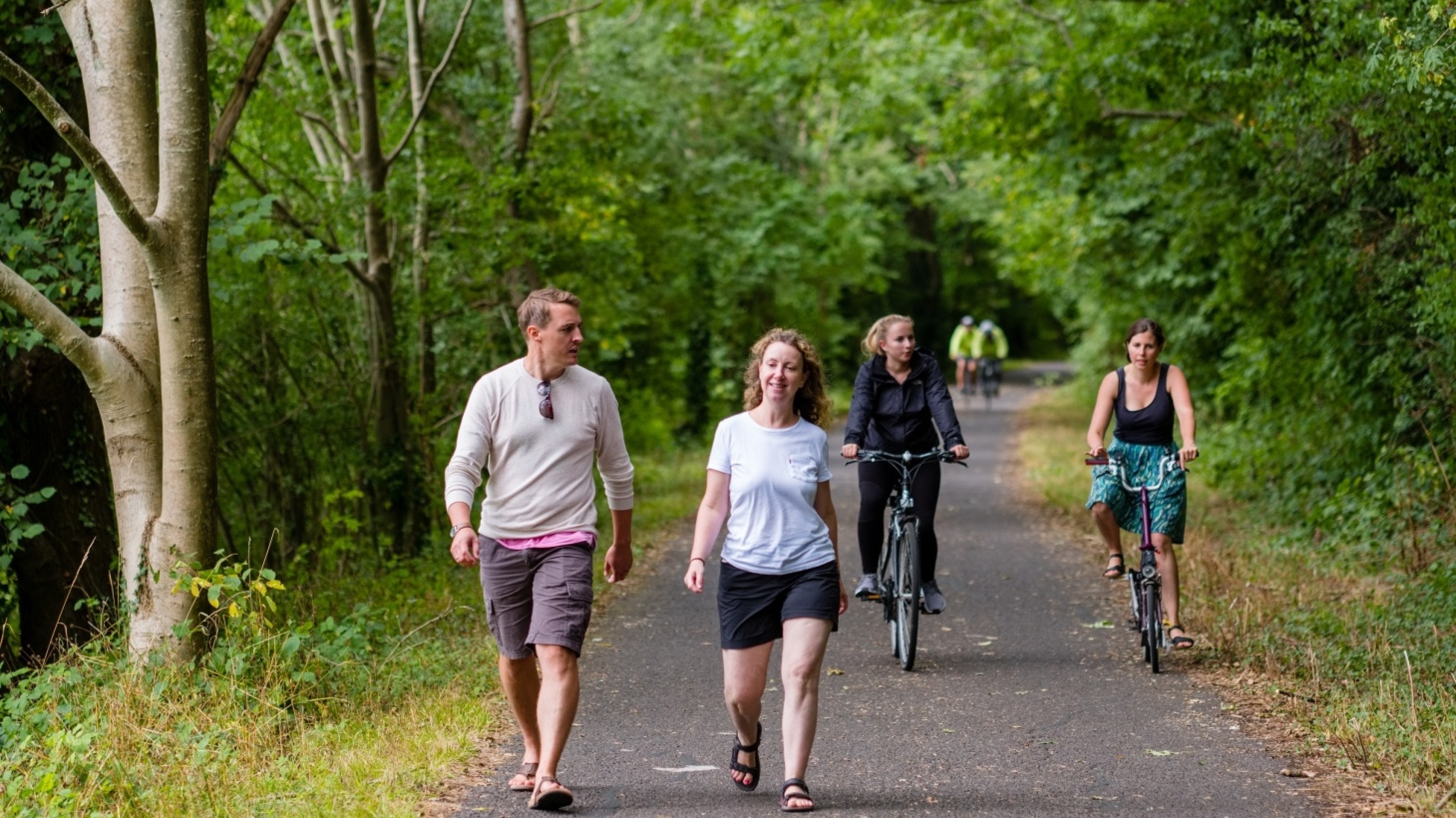 The development will provide a network of new walking and cycling routes, with opportunities for onward links to existing routes in the wider area.